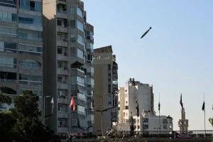 AP photographer captures moment bomb hits apartment building in Lebanon 